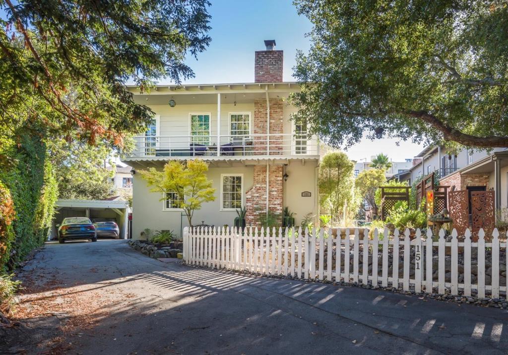 Welcome to 151 Arroyo Court-just 2 blocks West of El Camino and Downtown San Mateo. Yet, the tranquil and quiet creekside setting feels miles away. Originally built in 1936 and completely rebuilt in 2015, this special and unique townhome-style apartment is picture perfect in every way. Gleaming hardwood floors, new double pane windows, all new state of the art kitchen and bathrooms will surely impress.