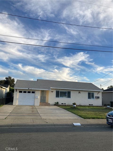 Photo of 17263 Owen Street, Fontana, CA 92335 (MLS # IV26069776)