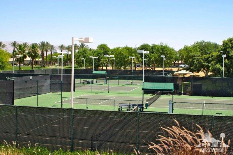 Heritage Palms CC - Residential