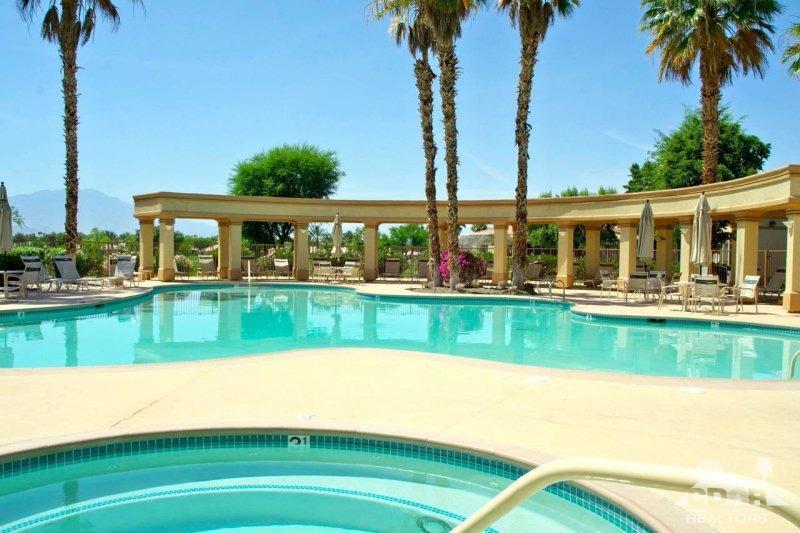 Heritage Palms CC - Residential