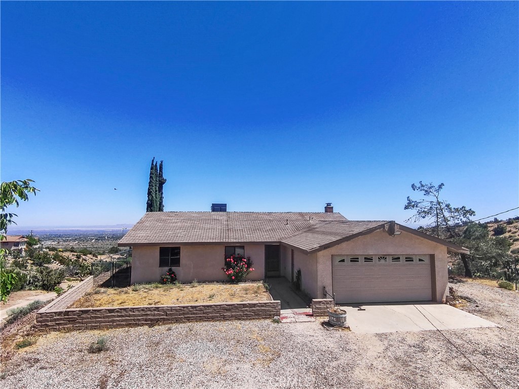 8451 Zohra Canyon Rd