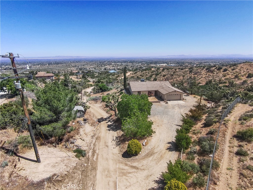 8451 Zohra Canyon Rd