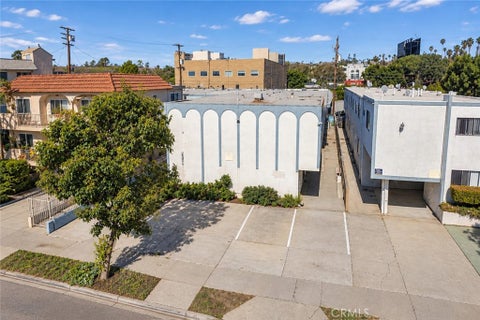 Photo of 12231 Pacific Avenue, Los Angeles, CA 90066 (MLS # SR26233711)