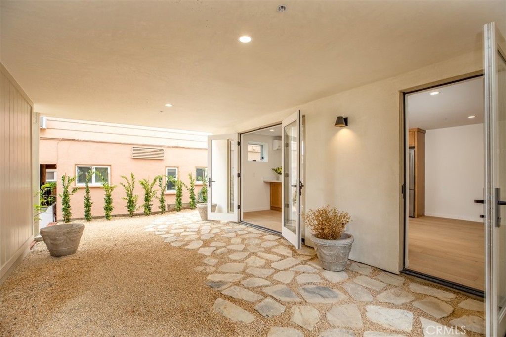 Photo of 281 B Grandview Street, Laguna Beach, CA 92651 (MLS # LG26048591)