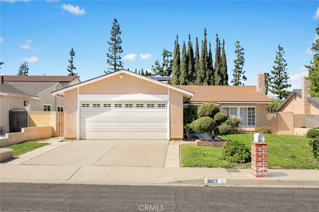 1807 Nausika Avenue
