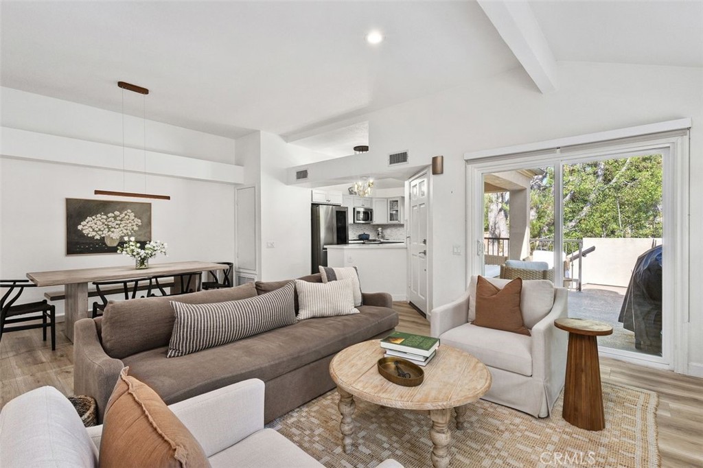 24 Corsica Drive