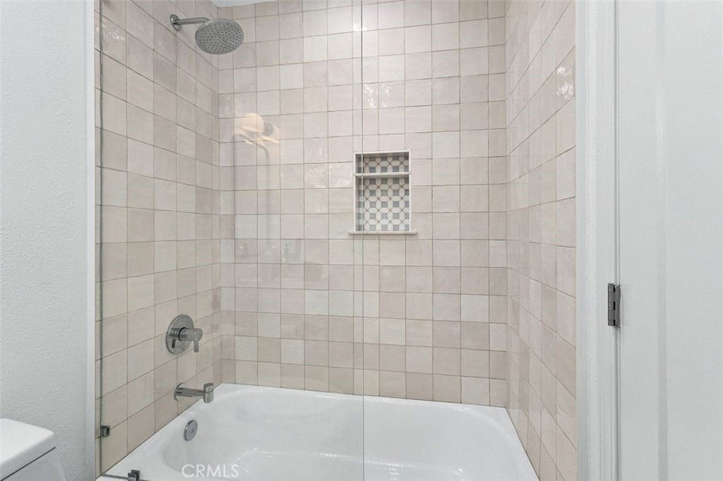 Newport North Townhomes (NNTH) - Residential