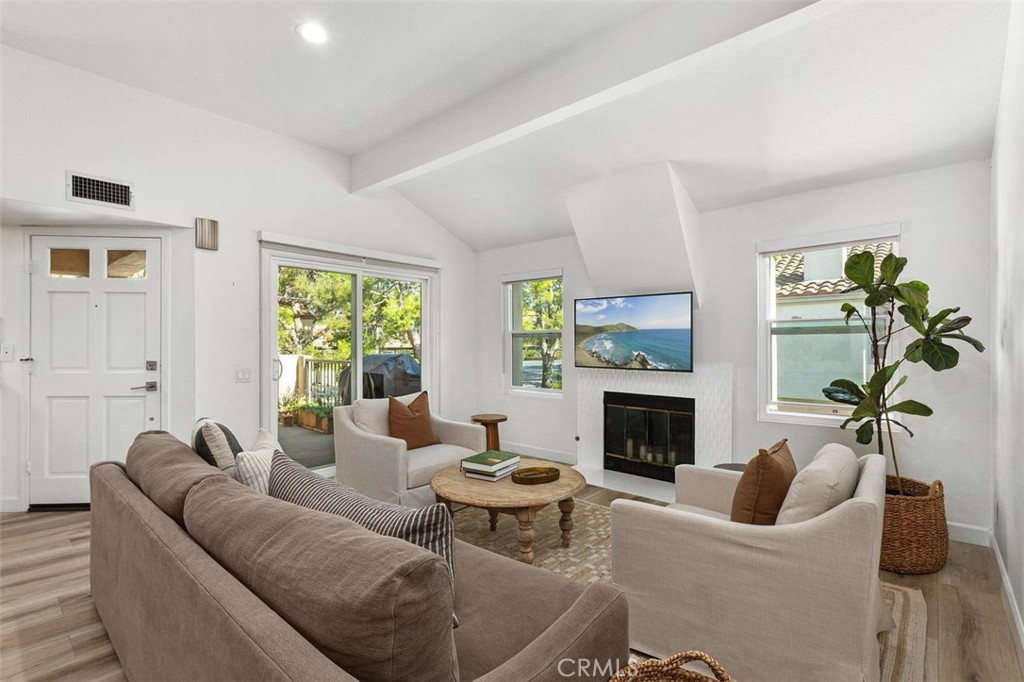 Newport North Townhomes (NNTH) - Residential