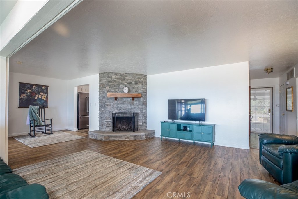 1566 Heather