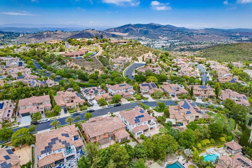 La Costa - Residential