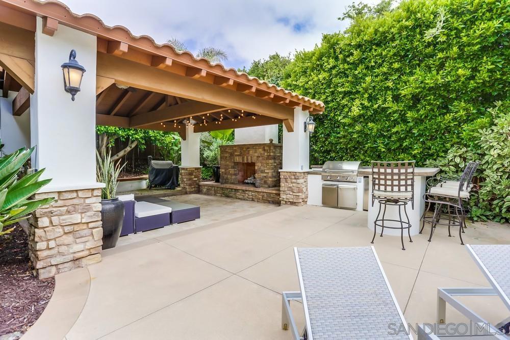La Costa - Residential