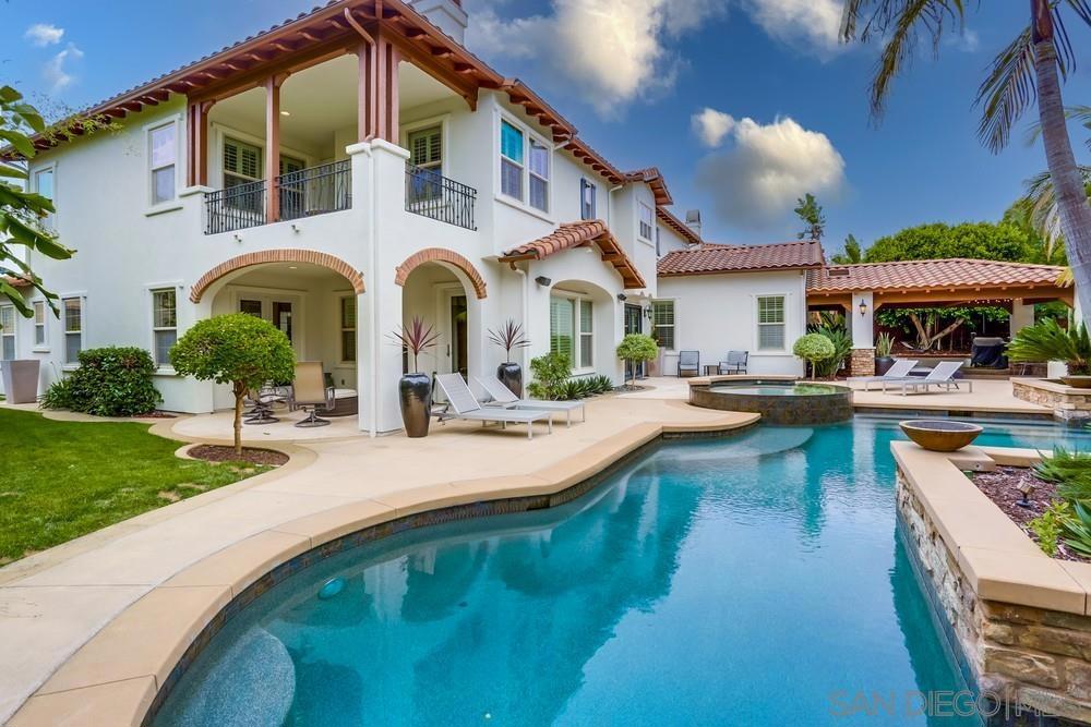 La Costa - Residential