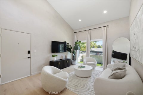 Photo of 25039 Peachland Avenue #204, Newhall, CA 91321 (MLS # SR26208946)