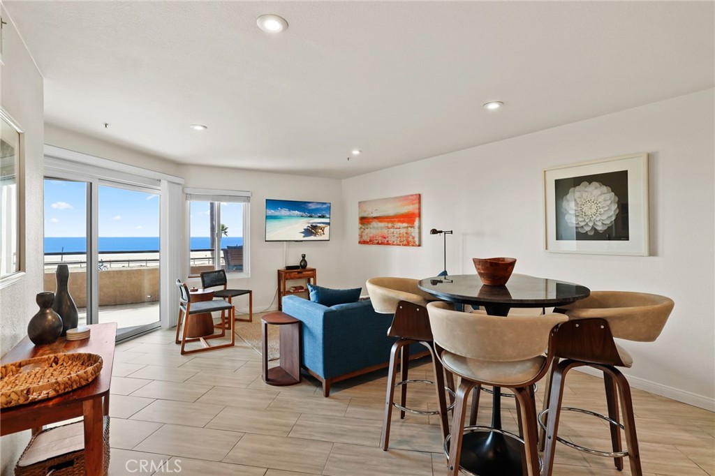 1200 Pacific Coast Highway 217
