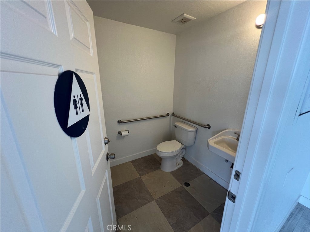 1640 N El Camino Real, San Clemente CA 92672 - Photo 10
