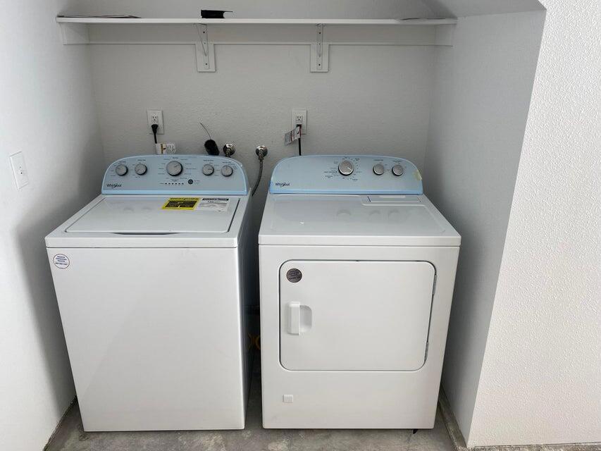 Desert Arches - Residential Income