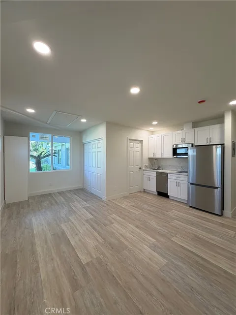 MLS: OC26071236