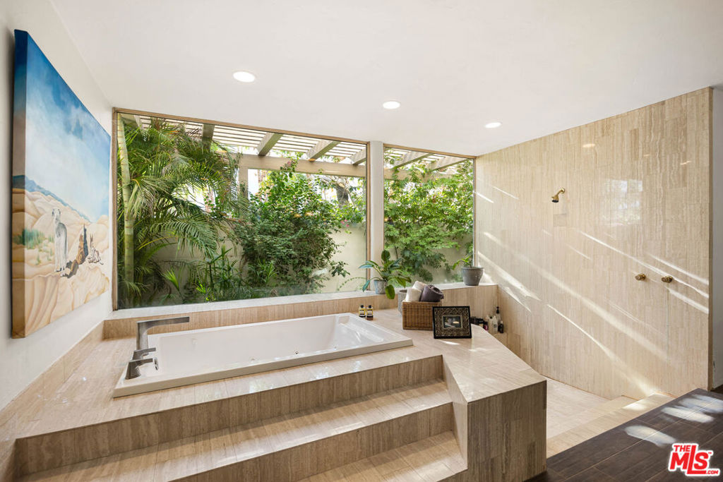 Bella Monte - Residential