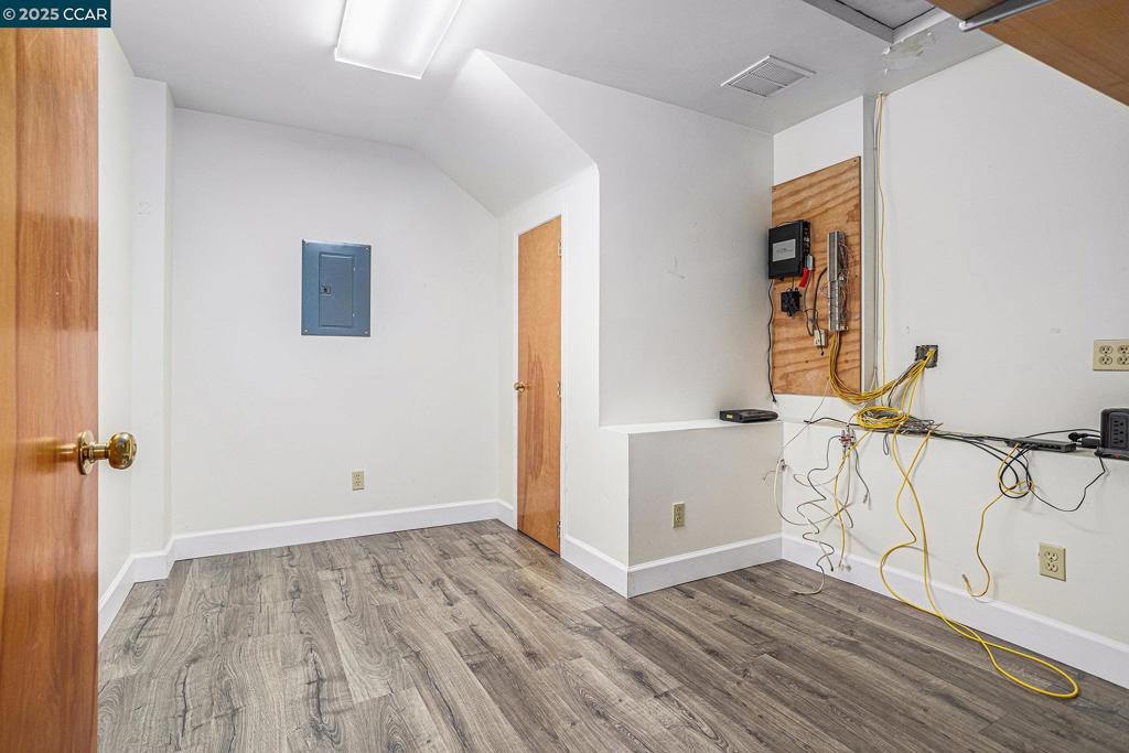 MISSION DISTRICT - Residential Income