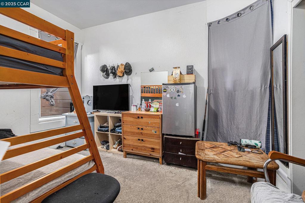 MISSION DISTRICT - Residential Income