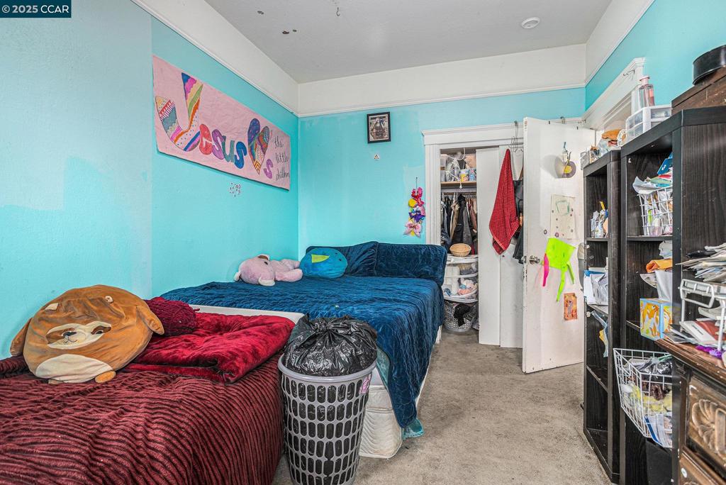 MISSION DISTRICT - Residential Income