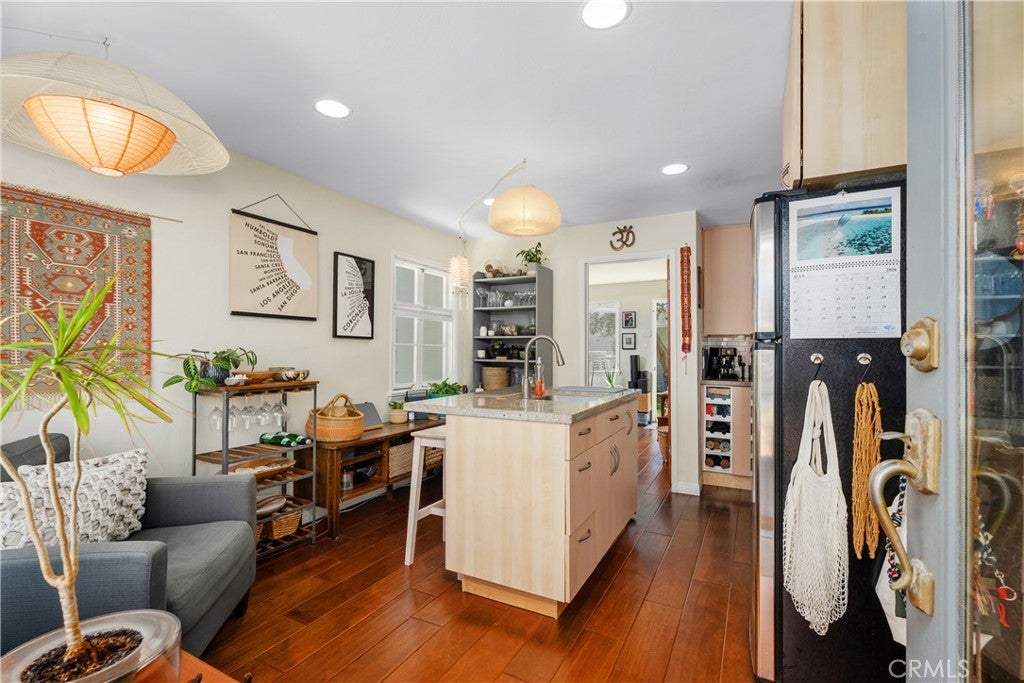 272 Beverly