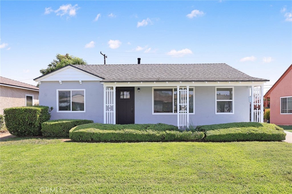 608 W Markland Drive
