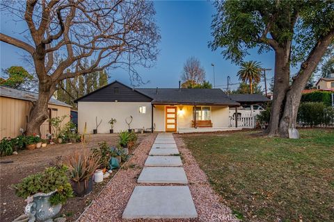 Photo of 10648 Franlie, Sunland, CA 91040 (MLS # CV26013449)