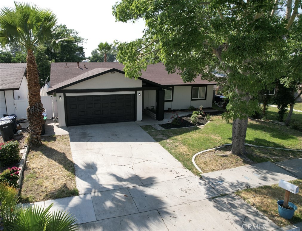 1161 BLUE RIDGE Lane