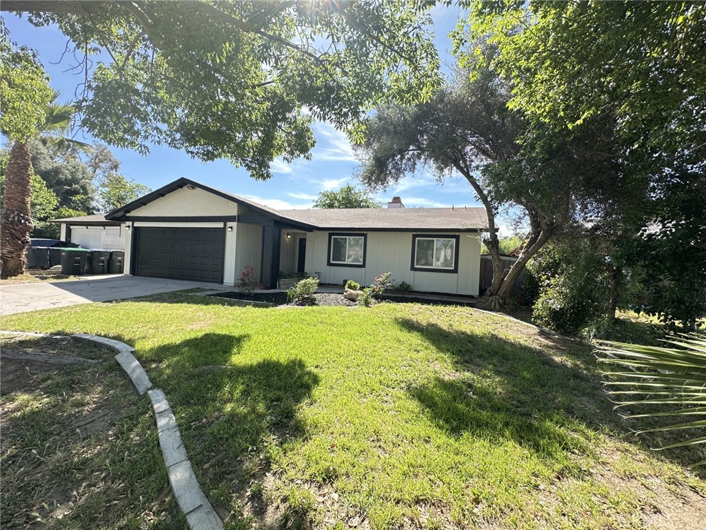 1161 BLUE RIDGE Lane