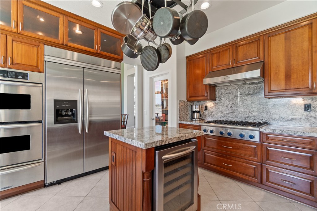 11 Golf Ridge