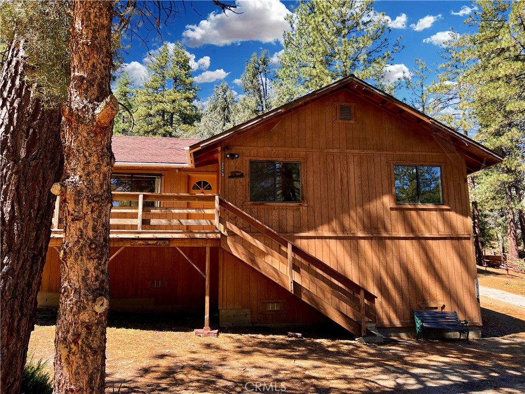 2213 Birchwood Way