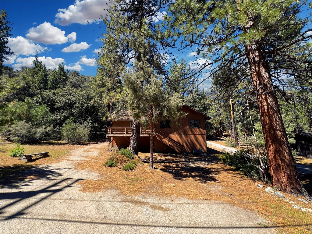 2213 Birchwood Way