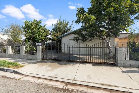 Photo of 1020 N Kemp Avenue, Compton, CA 90220 (MLS # PW25259733)