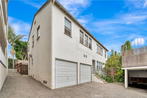 Photo of 2441 Third Street #8, Santa Monica, CA 90405 (MLS # SR26034254)