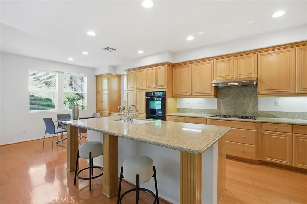 Upland, California 91784, United States, 5 Bedrooms Bedrooms, ,5 BathroomsBathrooms,Residential,Active,234534