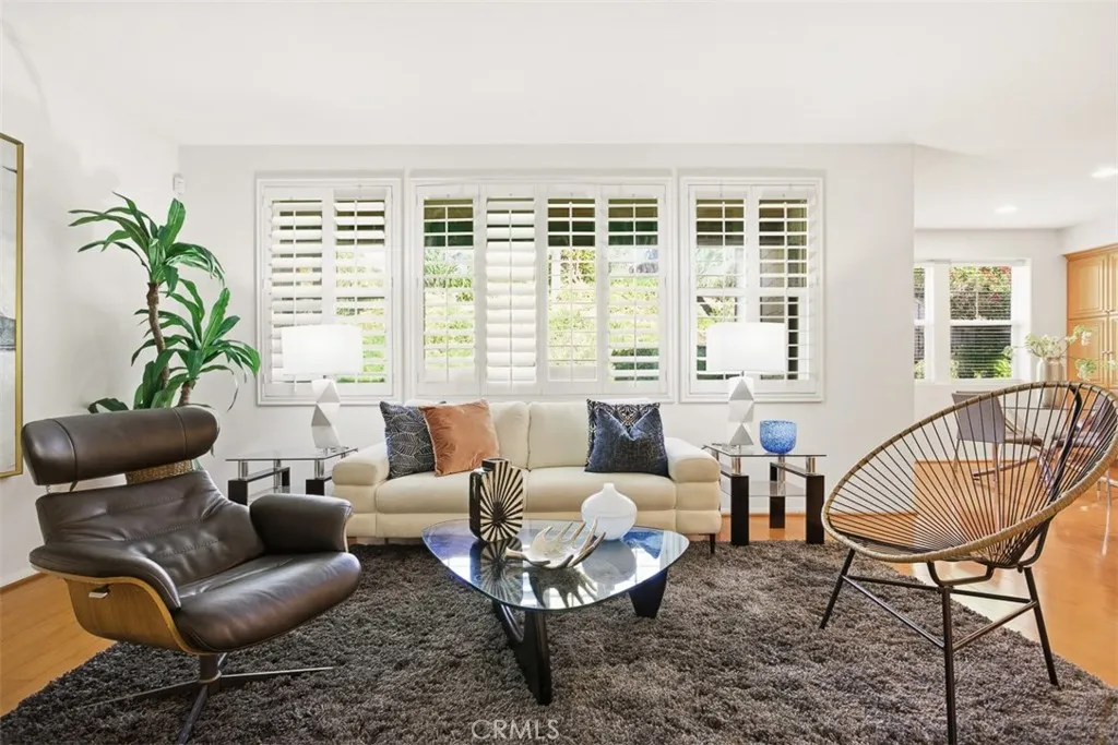 Upland, California 91784, United States, 5 Bedrooms Bedrooms, ,5 BathroomsBathrooms,Residential,Active,234534