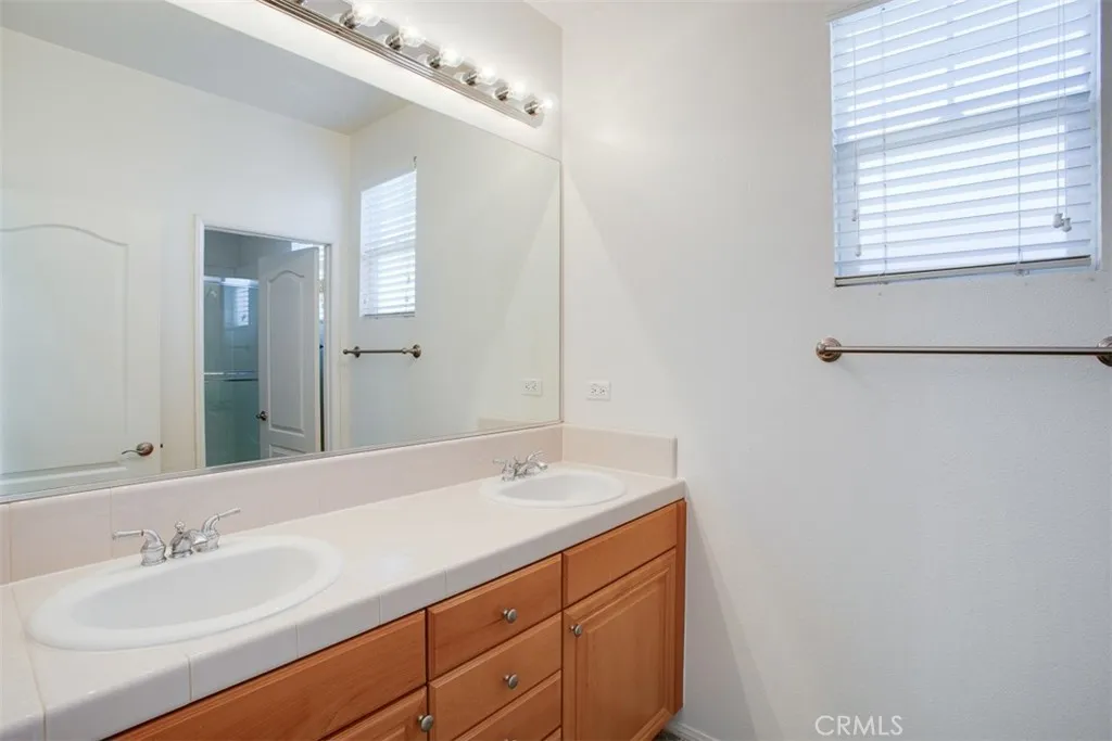 Upland, California 91784, United States, 5 Bedrooms Bedrooms, ,5 BathroomsBathrooms,Residential,Active,234534