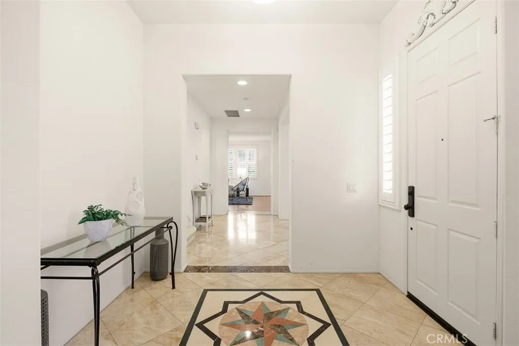 Upland, California 91784, United States, 5 Bedrooms Bedrooms, ,5 BathroomsBathrooms,Residential,Active,234534