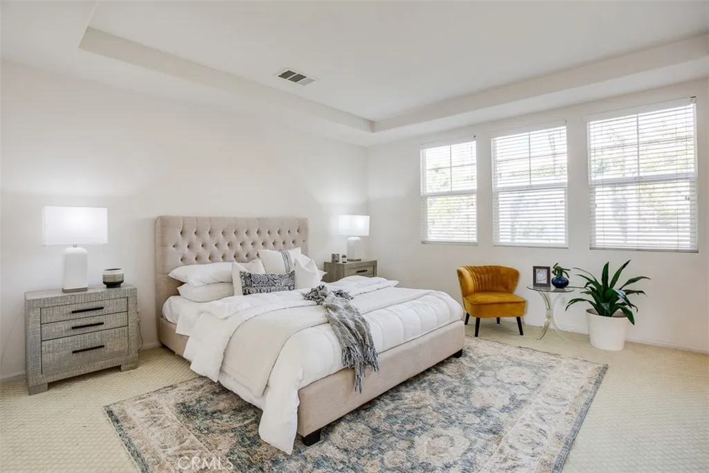 Upland, California 91784, United States, 5 Bedrooms Bedrooms, ,5 BathroomsBathrooms,Residential,Active,234534