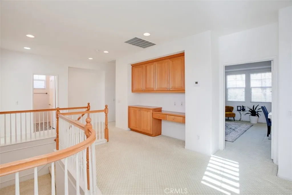 Upland, California 91784, United States, 5 Bedrooms Bedrooms, ,5 BathroomsBathrooms,Residential,Active,234534