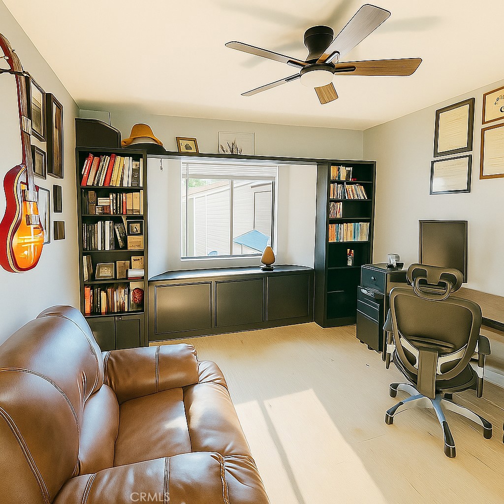 Westlake Bay (728) - Residential Lease