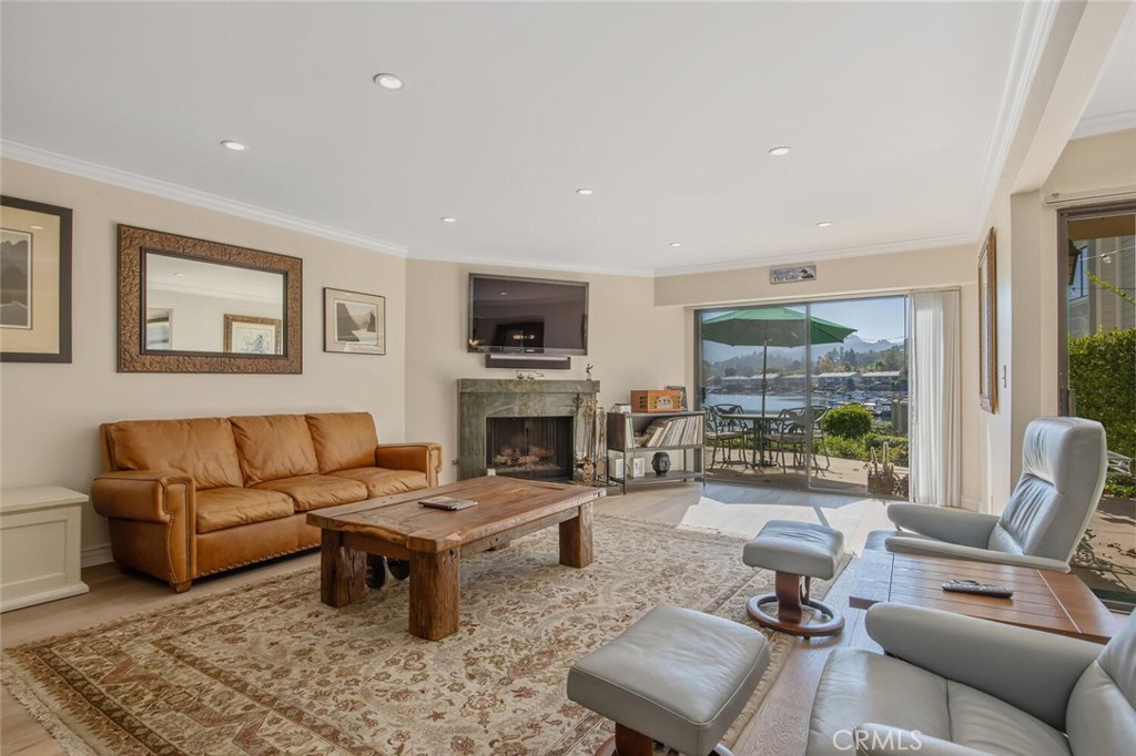 Westlake Bay (728) - Residential Lease