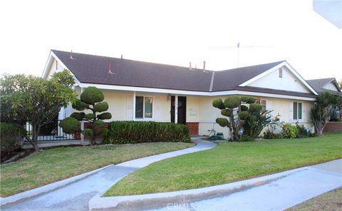 15856 Lawnhill Drive La Mirada CA 90638