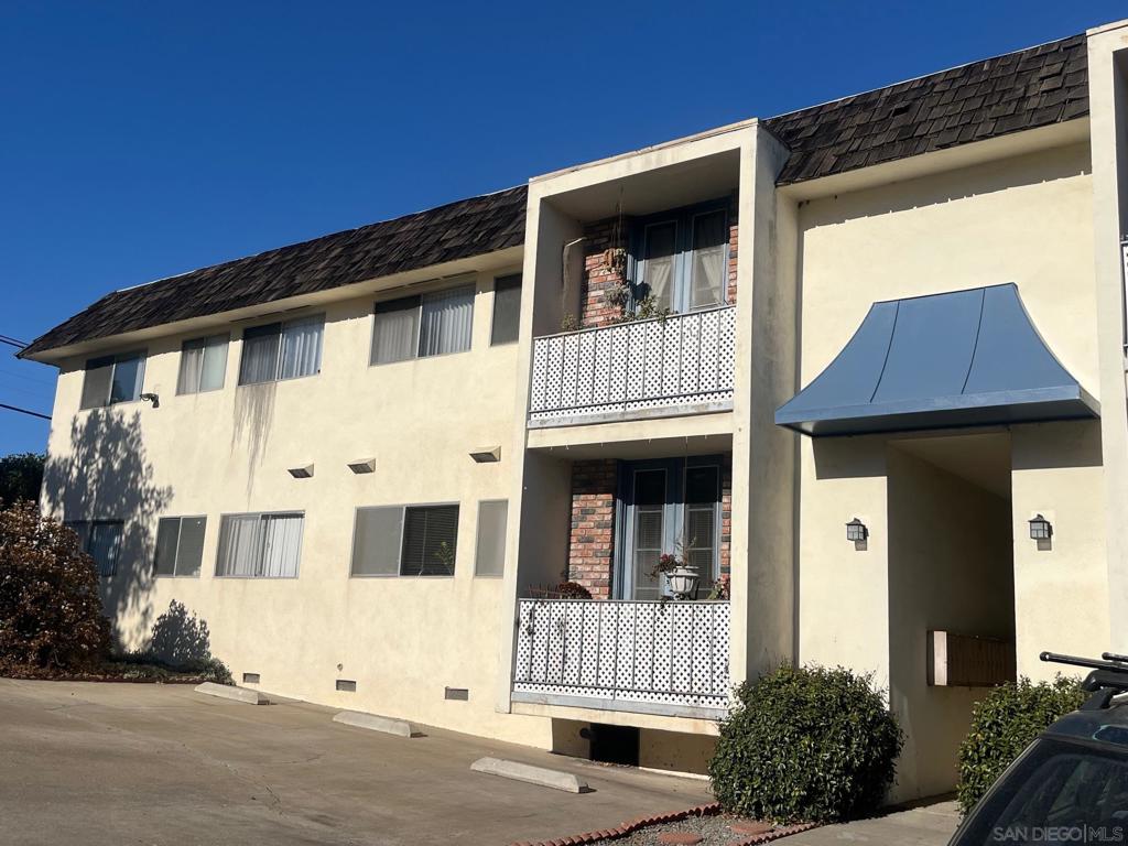 2707 Camulos Street