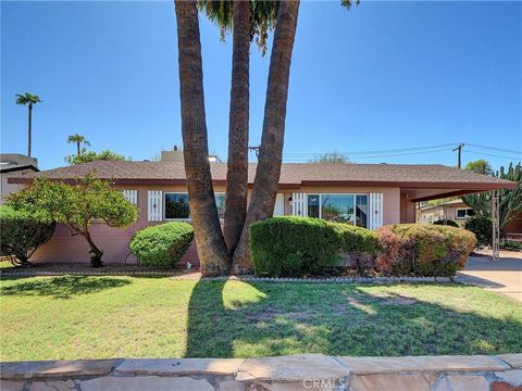 Photo of 7409 E Garfield Street, Scottsdale, AZ 85257 (MLS # PW26000680)