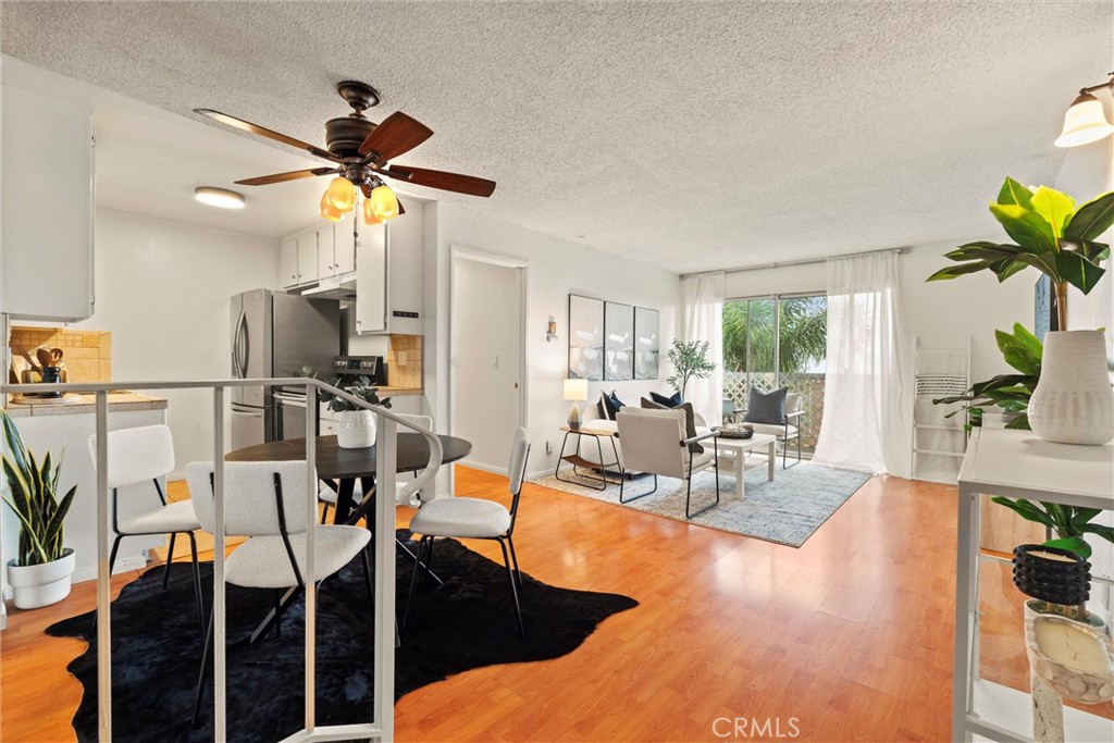 3565 Linden Avenue 220