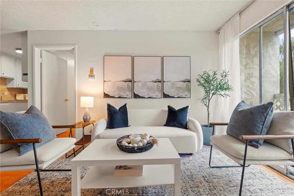 3565 Linden Avenue 220