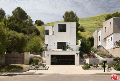 4967 Llano Drive Woodland Hills CA 91364