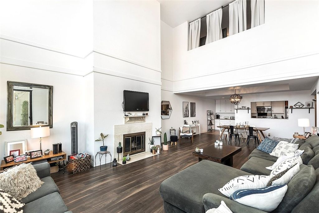 Photo of 1880 Veteran Avenue #306, Los Angeles, CA 90025 (MLS # SR25155655)